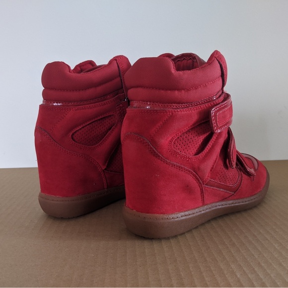 ALDO Red Sneaker Wedges - Picture 2 of 3